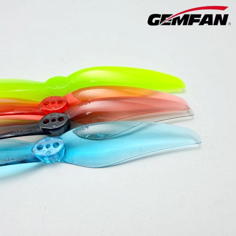 4Pairs Gemfan Hurricane 4024 2 - Drone Gimbal Controller reseña y precio